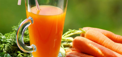 Cà rốt chứa rất nhiều vitamin, đặc biệt là vitamin A giúp tăng cường sức đề kháng của cơ thể, giúp da mịn màng, tươi tắn.