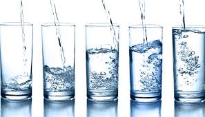 Bổ sung đủ nước giúp cơ thể khỏe hơn mỗi ngày. 