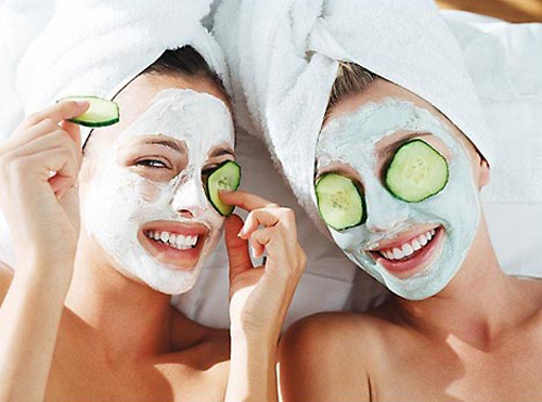 Các sai lầm khi trị mụn trứng cá tại nhà & cách khắc phục